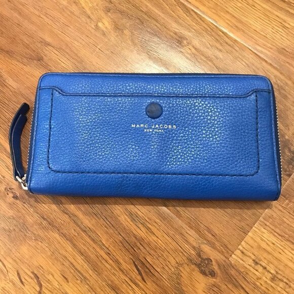 Marc Jacobs zip around Leather wallet - Picture 1 of 6